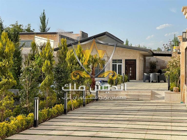 750 متر باغ ویلا فول امکانات با 140 متر بنا لوکس در ملارد