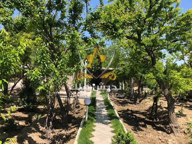 900 متر باغ ویلا استخردار و دنج ، ملارد